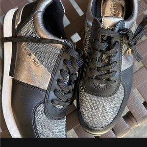 Michael kors shoes size 6.5